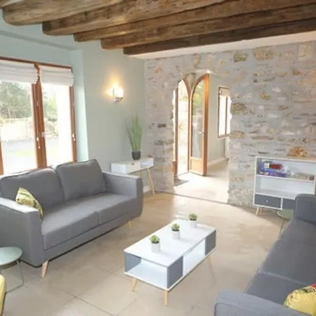 Holiday home De 11 Personnes A La Campagne *